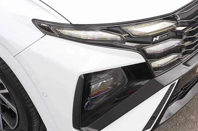 Hyundai TUCSON 1.6T 150 N Line S 5dr DCT White