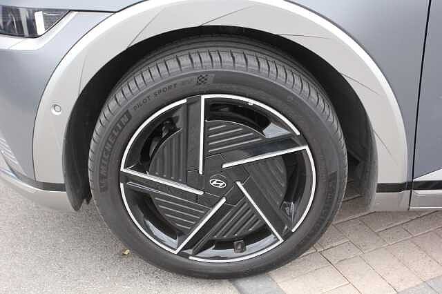 Hyundai IONIQ 5 239kW Ultimate 84 kWh 5dr AWD Auto