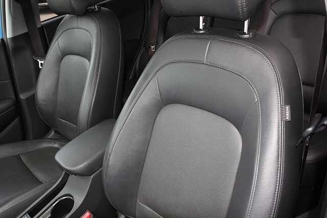 Hyundai KONA 1.6 GDi Hybrid Ultimate 5dr DCT Blue