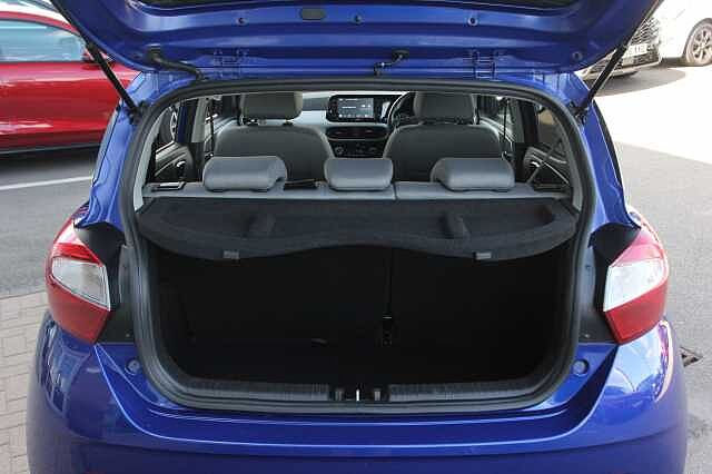 Hyundai i10 1.0 MPi Premium 5dr