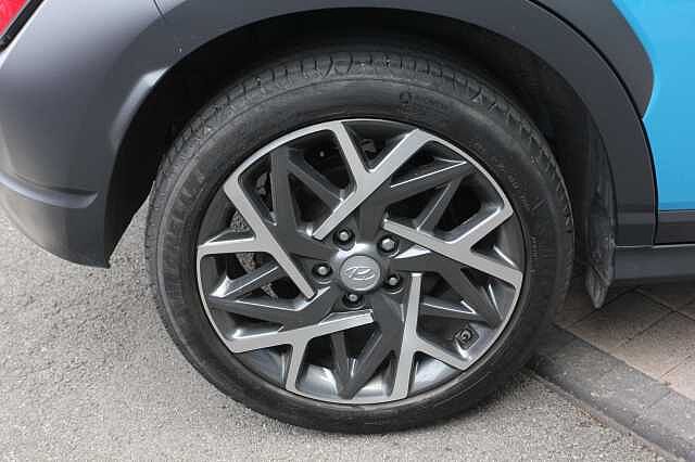 Hyundai TUCSON 1.6 TGDi 48V MHD Premium 5dr 2WD DCT