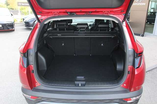 Hyundai TUCSON 1.6 TGDi Hybrid 230 Ultimate 5dr 2WD Auto Red