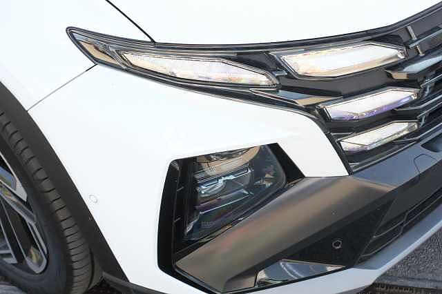 Hyundai TUCSON 1.6T 239 Hybrid Ultimate 5dr Auto White