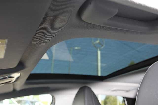 Hyundai TUCSON 1.6T 239 Hybrid Ultimate 5dr Auto White
