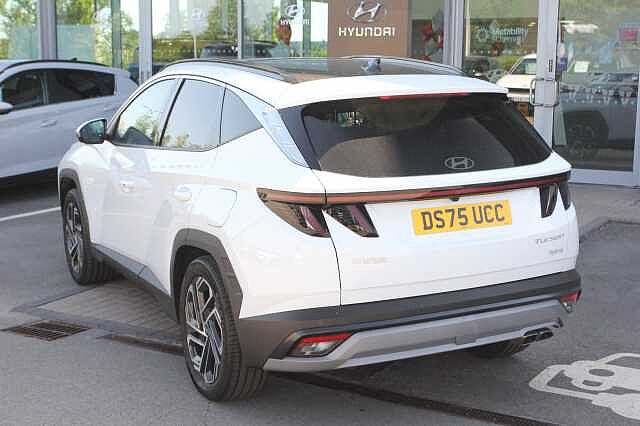 Hyundai TUCSON 1.6T 239 Hybrid Ultimate 5dr Auto White
