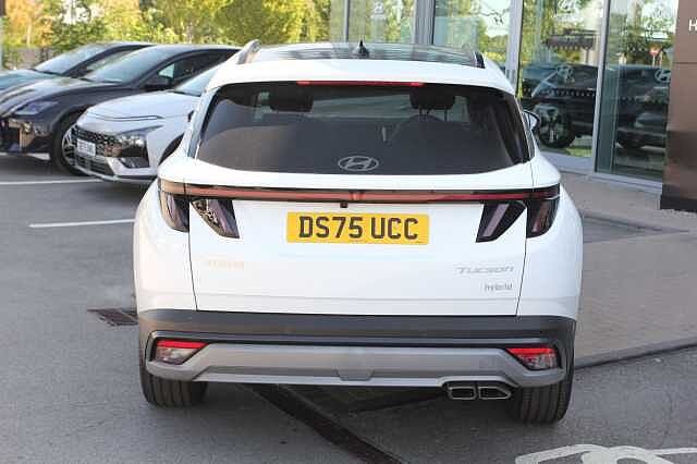 Hyundai TUCSON 1.6T 239 Hybrid Ultimate 5dr Auto White