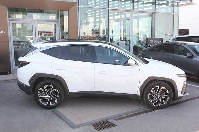 Hyundai TUCSON 1.6T 239 Hybrid Ultimate 5dr Auto White