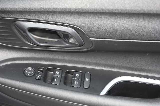 Hyundai i20 1.0T GDi 48V MHD Premium 5dr DCT