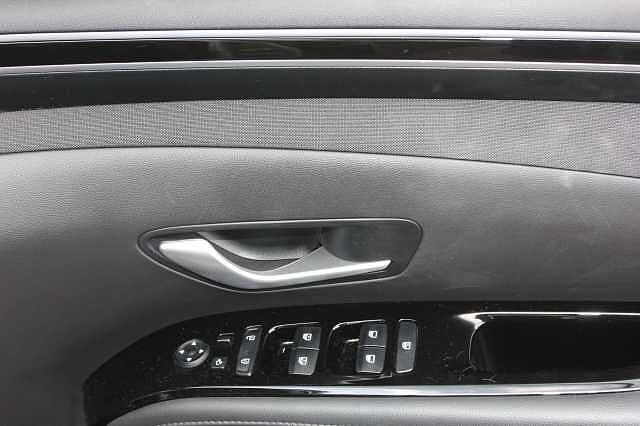 Hyundai TUCSON 1.6 TGDi Hybrid 230 SE Connect 5dr 2WD Auto Silver