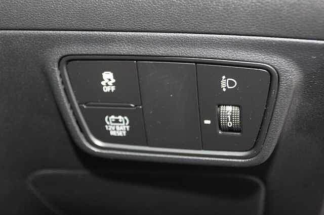 Hyundai TUCSON 1.6 TGDi Hybrid 230 SE Connect 5dr 2WD Auto Silver
