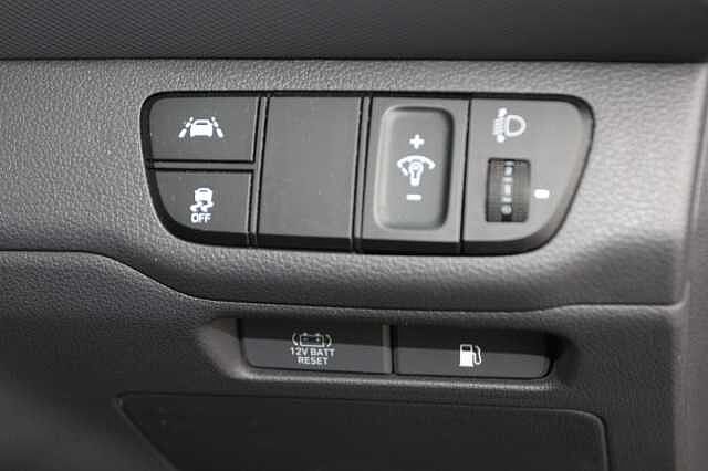 Hyundai IONIQ 1.6 GDi Hybrid Premium 5dr DCT Grey