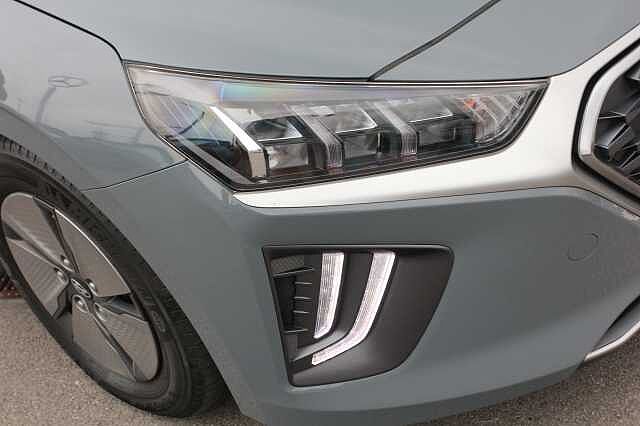 Hyundai IONIQ 1.6 GDi Hybrid Premium 5dr DCT Grey