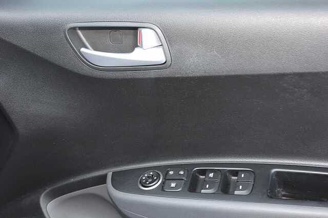 Hyundai I10 1.2 Premium SE 5dr Auto Silver