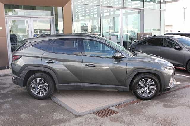 Hyundai TUCSON 1.6 TGDi 48V MHD SE Connect 5dr 2WD