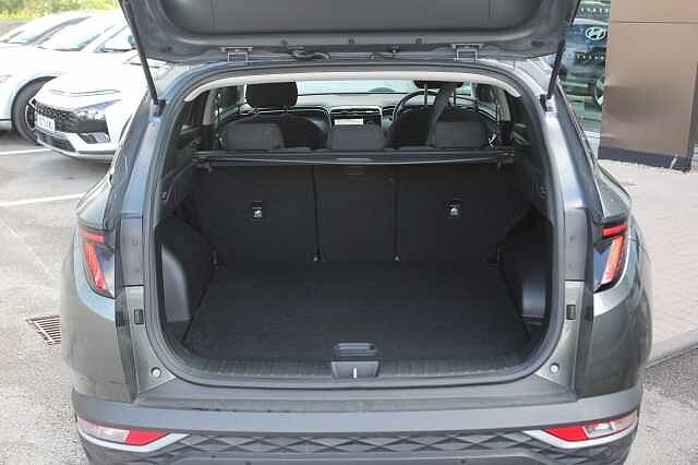 Hyundai TUCSON 1.6 TGDi 48V MHD SE Connect 5dr 2WD