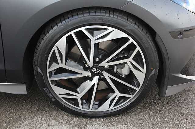 Hyundai IONIQ 6 168kW Ultimate 77kWh 4dr Auto