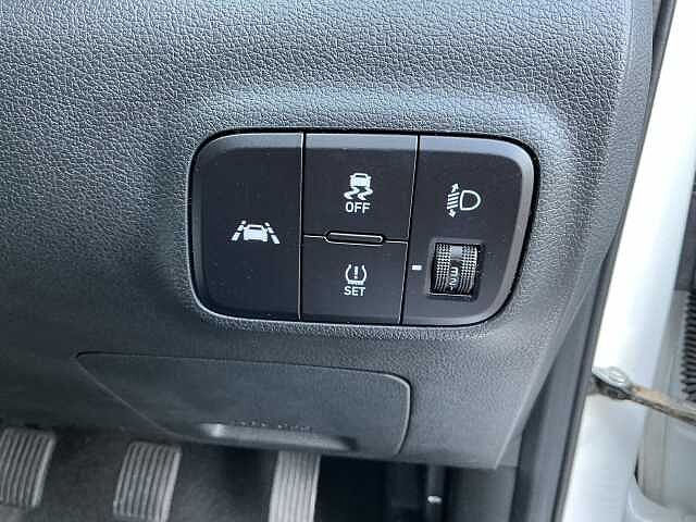 Hyundai i10 1.0 MPi Premium 5dr