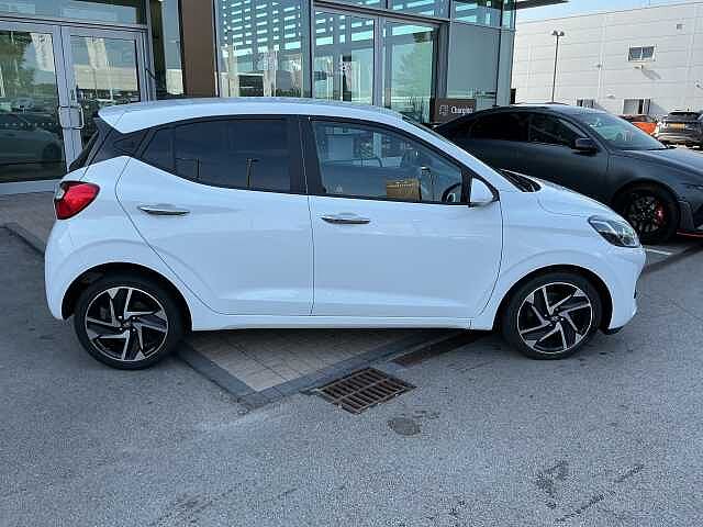Hyundai i10 1.0 MPi Premium 5dr