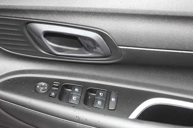 Hyundai BAYON 1.0 TGDi 48V MHEV Premium 5dr DCT