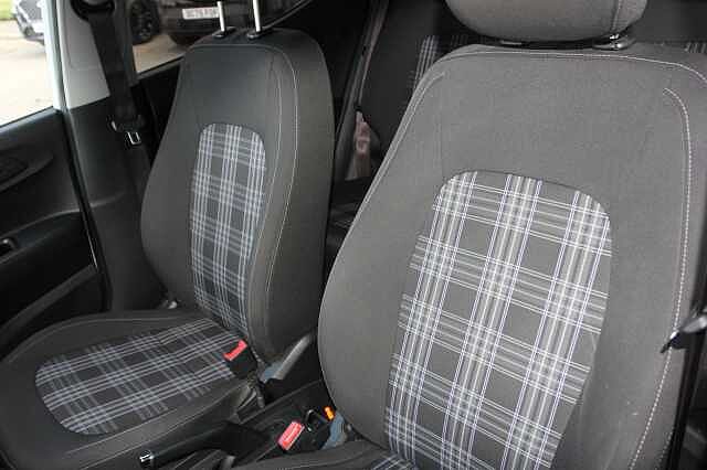 Hyundai I10 1.0 [63] Premium 5dr Auto [Nav] White