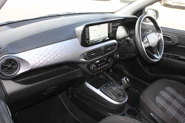 Hyundai I10 1.0 [63] Premium 5dr Auto [Nav] White