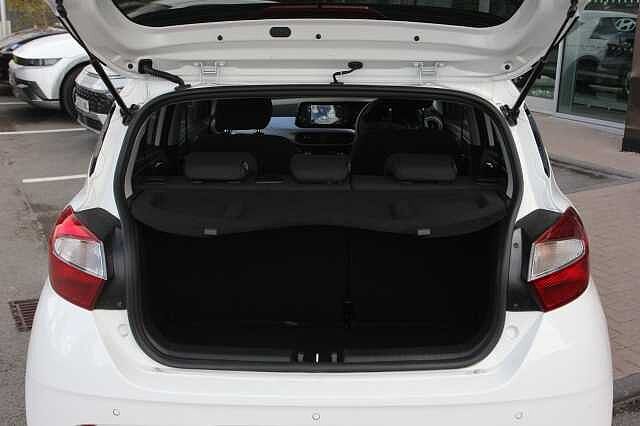 Hyundai I10 1.0 [63] Premium 5dr Auto [Nav] White