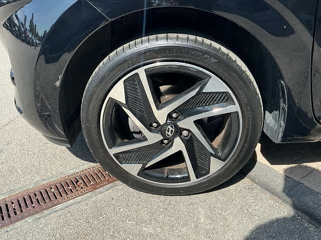 Hyundai i10 1.2 [79] Premium 5dr Auto [Nav]