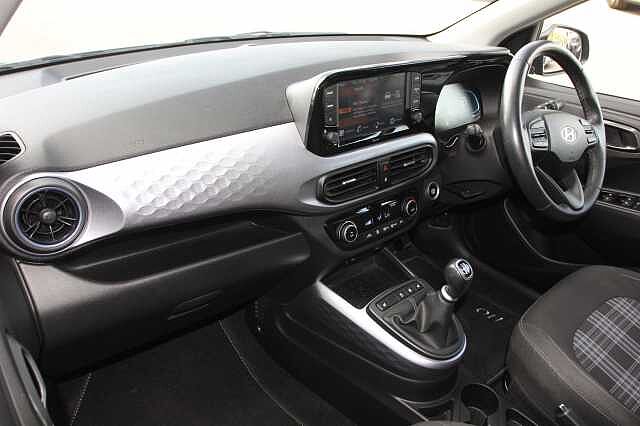 Hyundai i10 1.2 MPi Premium 5dr
