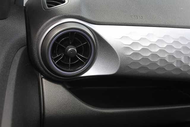 Hyundai i10 1.2 MPi Premium 5dr