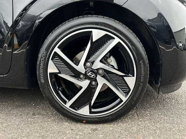 Hyundai I10 1.0 Premium Hatchback 5dr Petrol Auto Euro 6 (s/s) (63 ps) Black