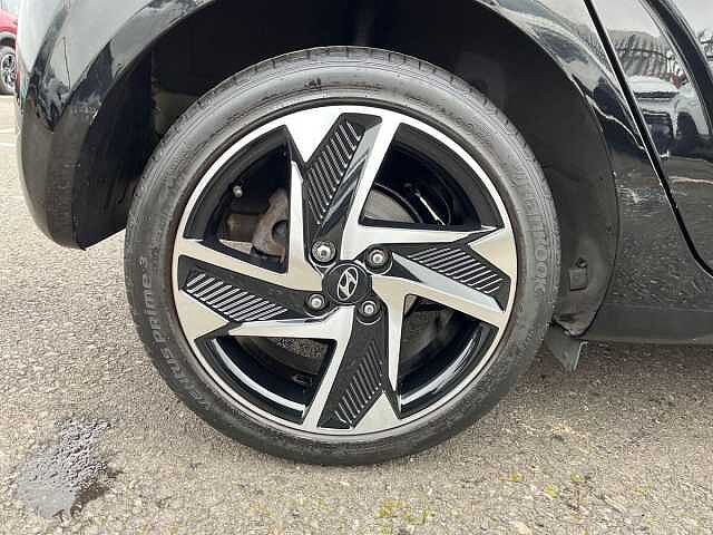 Hyundai I10 1.0 Premium Hatchback 5dr Petrol Manual Euro 6 (s/s) (67 ps) Black