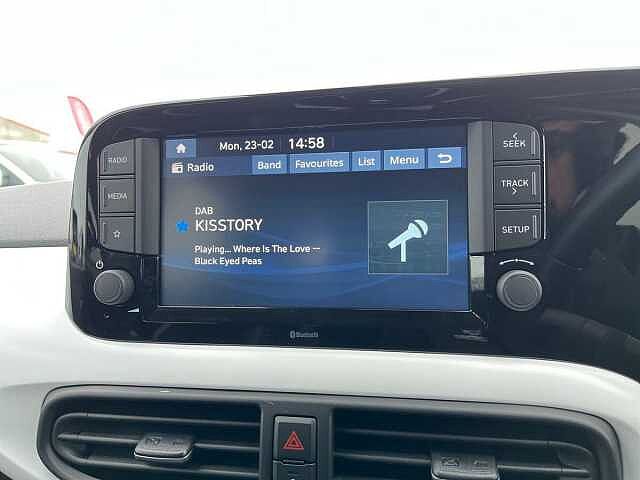 Hyundai I10 1.0 Premium Hatchback 5dr Petrol Manual Euro 6 (s/s) (67 ps) Black