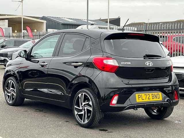 Hyundai I10 1.0 Premium Hatchback 5dr Petrol Manual Euro 6 (s/s) (67 ps) Black