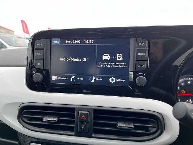 Hyundai I10 1.0 Premium Hatchback 5dr Petrol Manual Euro 6 (s/s) (67 ps) Black