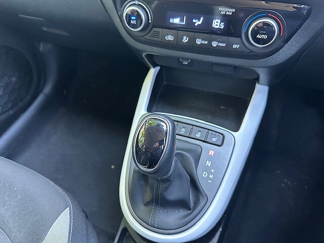 Hyundai i10 1.0 Premium 5 Door