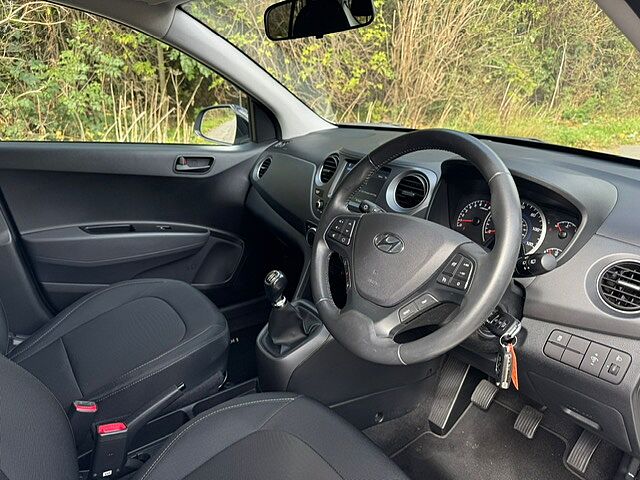 Hyundai i10 1.0 Play 5dr