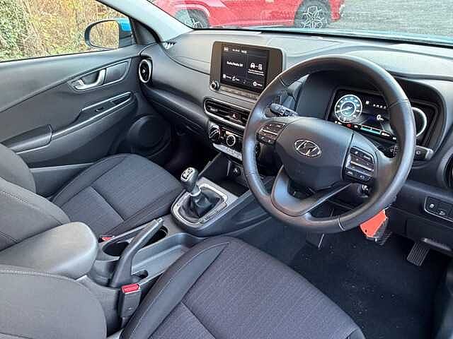 Hyundai KONA 1.0 TGDi 48V MHEV SE Connect 5dr Dive Blue
