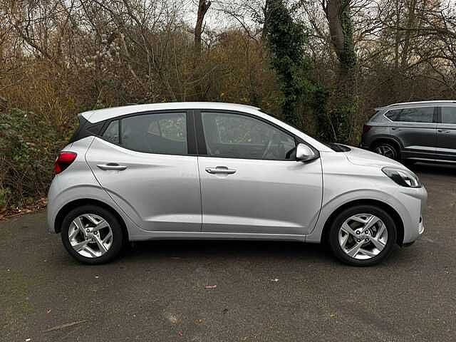 Hyundai i10 1.0 MPi SE Connect 5dr