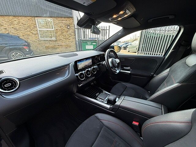 Mercedes-Benz Gla 200 AMG Line Executive 5dr Auto