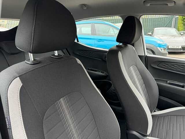 Hyundai I10 1.0 MPi SE Connect 5dr Atlas White