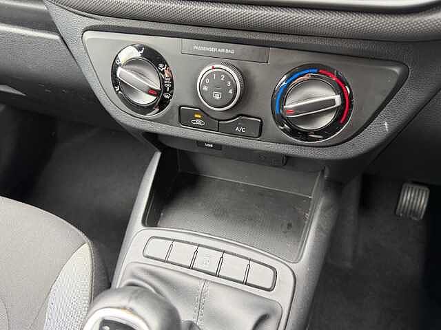 Hyundai I10 1.0 MPi SE Connect 5dr Atlas White