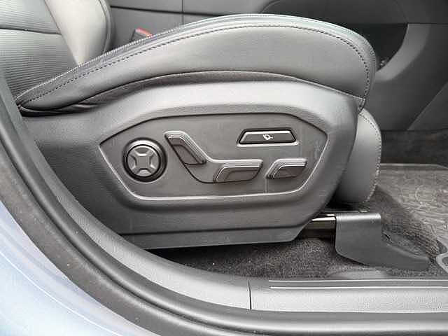 Hyundai SANTA FE 1.6 TGDi Hybrid Calligraphy 5dr Auto Pebble Blue