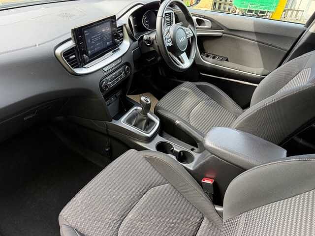 Kia Xceed 1.0T GDi ISG 2 5dr