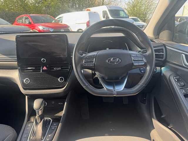 Hyundai IONIQ 1.6 GDi Hybrid Premium 5dr DCT
