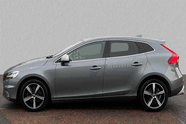 Volvo V40 2.0TD D3 R-Design Edition 5-Door Hatchback Osmium Grey