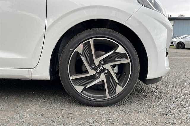 Hyundai i10 1.0 Premium Hatchback 5dr Petrol Auto Euro 6 (s/s) (63 ps)