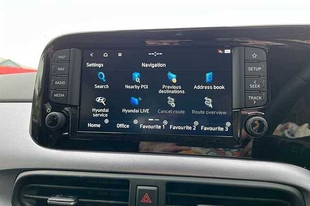 Hyundai i10 1.0 Premium Hatchback 5dr Petrol Auto Euro 6 (s/s) (63 ps)