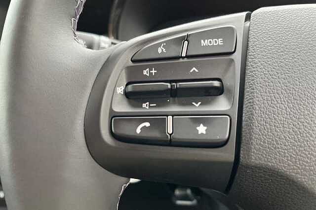 Hyundai i10 1.0 Premium Hatchback 5dr Petrol Auto Euro 6 (s/s) (63 ps)