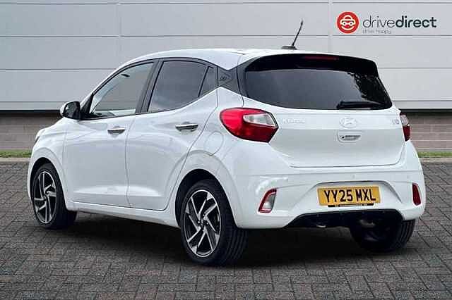 Hyundai i10 1.0 Premium Hatchback 5dr Petrol Auto Euro 6 (s/s) (63 ps)