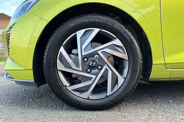 Hyundai I20 1.0 T-GDi Advance Hatchback 5dr Petrol DCT Euro 6 (s/s) (100 ps) Green